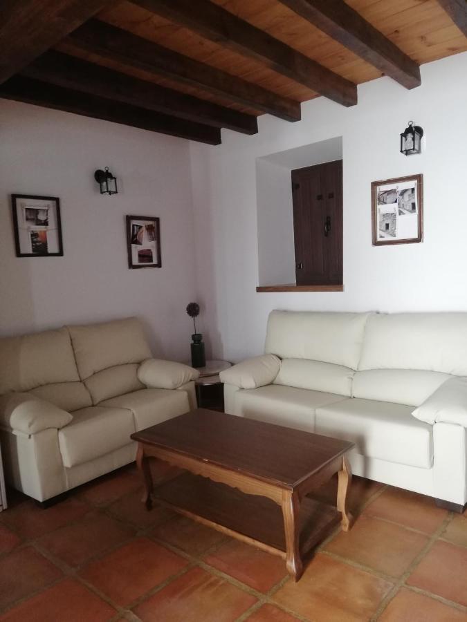 Casa Rural El Enebro 4 Estrellas Navamorcuende Ngoại thất bức ảnh