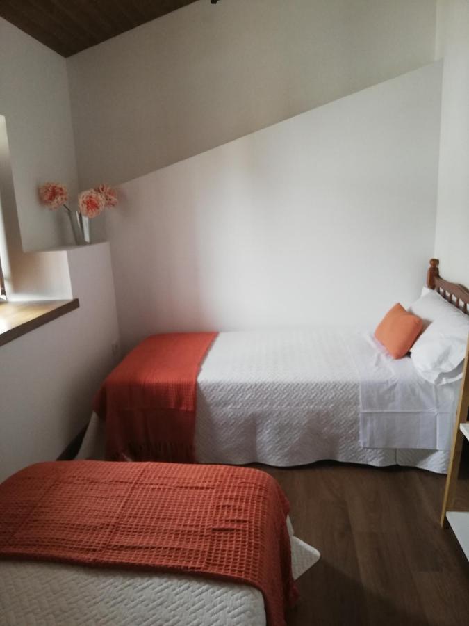 Casa Rural El Enebro 4 Estrellas Navamorcuende Ngoại thất bức ảnh